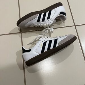 Adidas Sambas